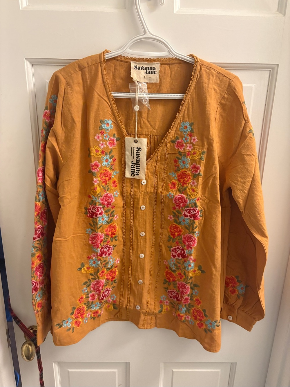 NWT Savanna Jane Mustard Embroidered Button-Front Blouse